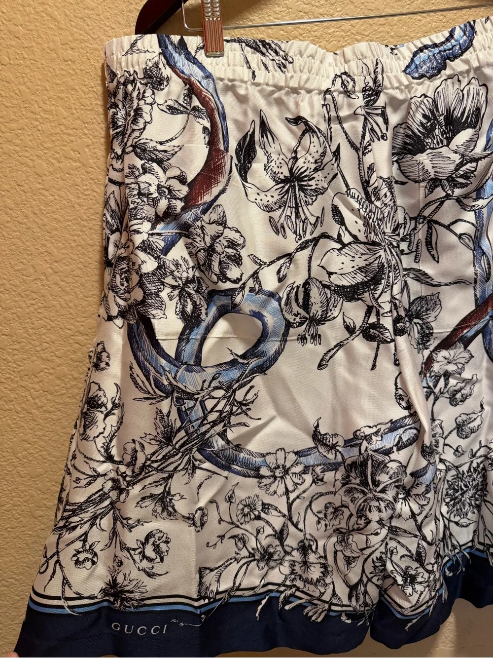New Gucci Floral Logo Silk Shorts White Blue Size IT 54 / US L 36 - 40 Waist